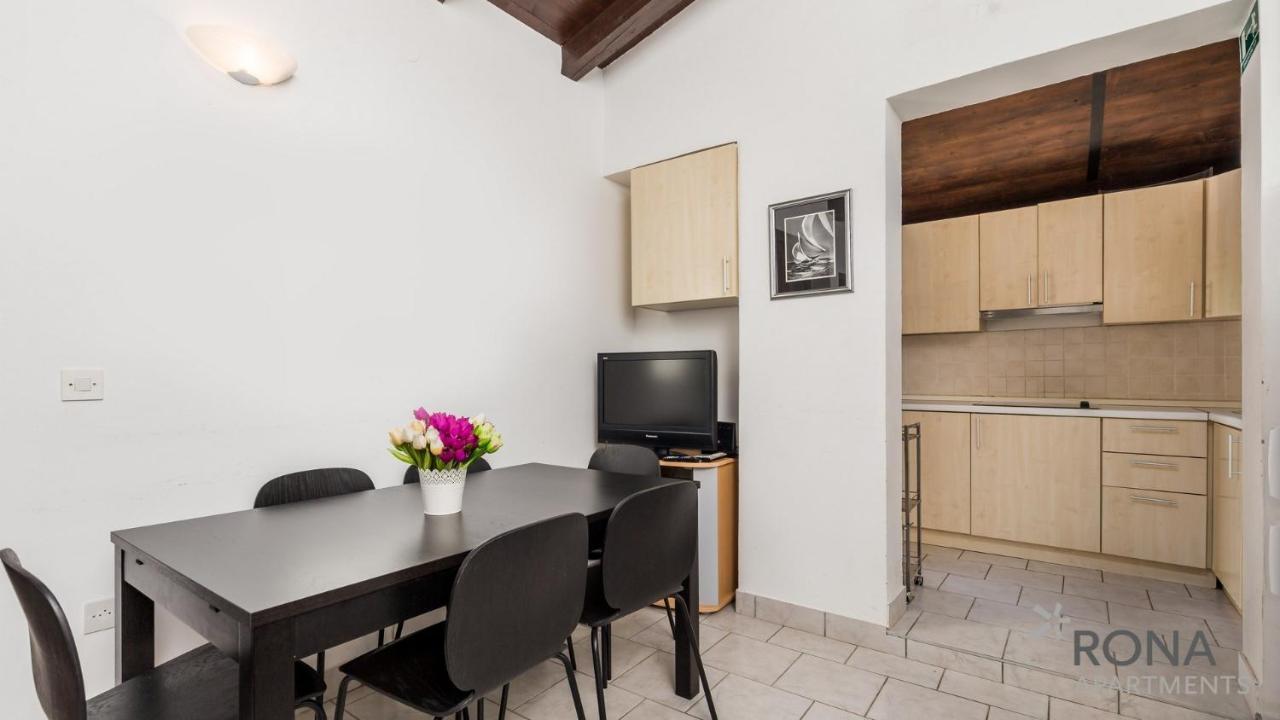 Rona Holiday Home Ana Porec Luaran gambar