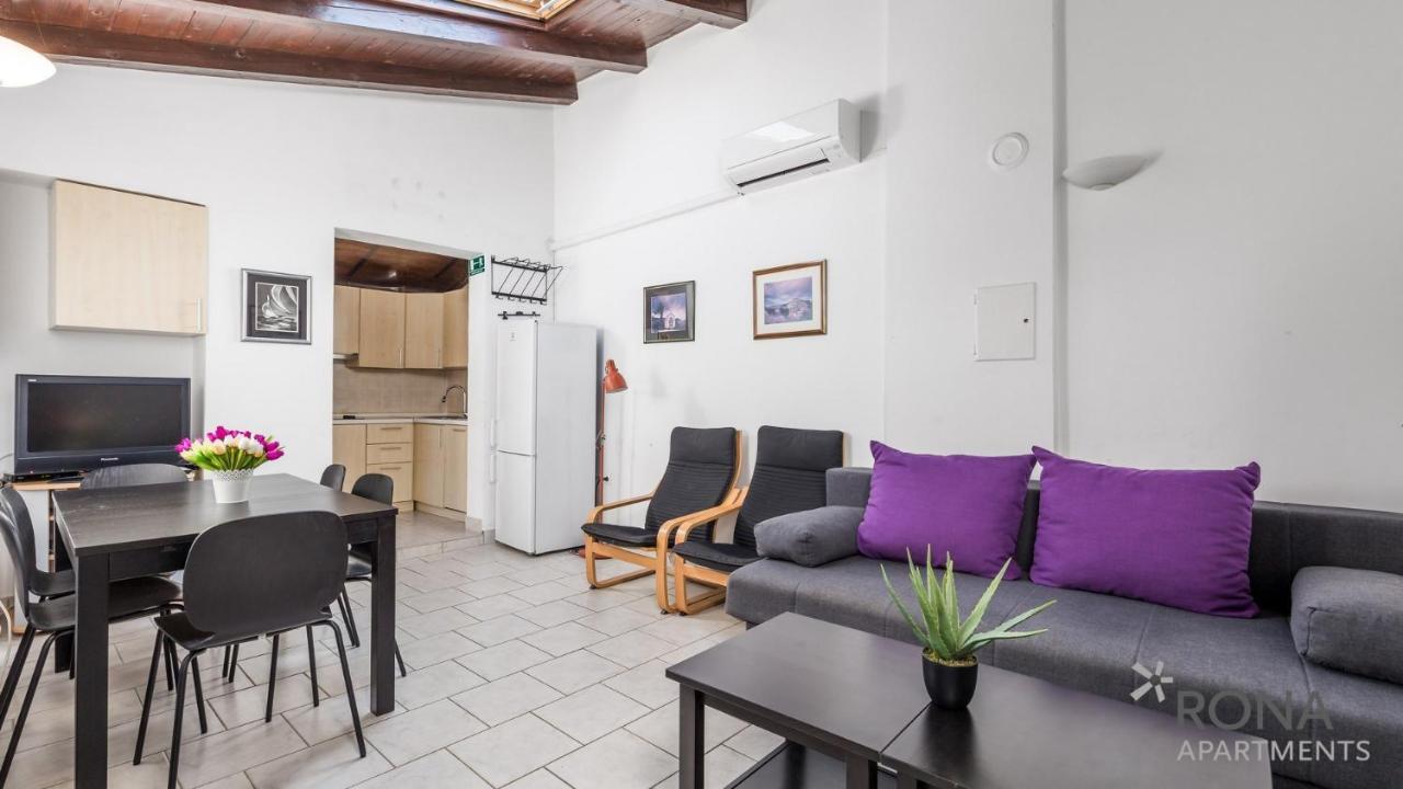 Rona Holiday Home Ana Porec Luaran gambar